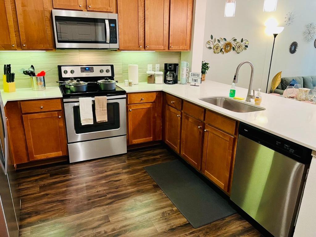 Downtown Apt Free Parking - Pool - Gym - Fully Kitchen Houston Exterior foto