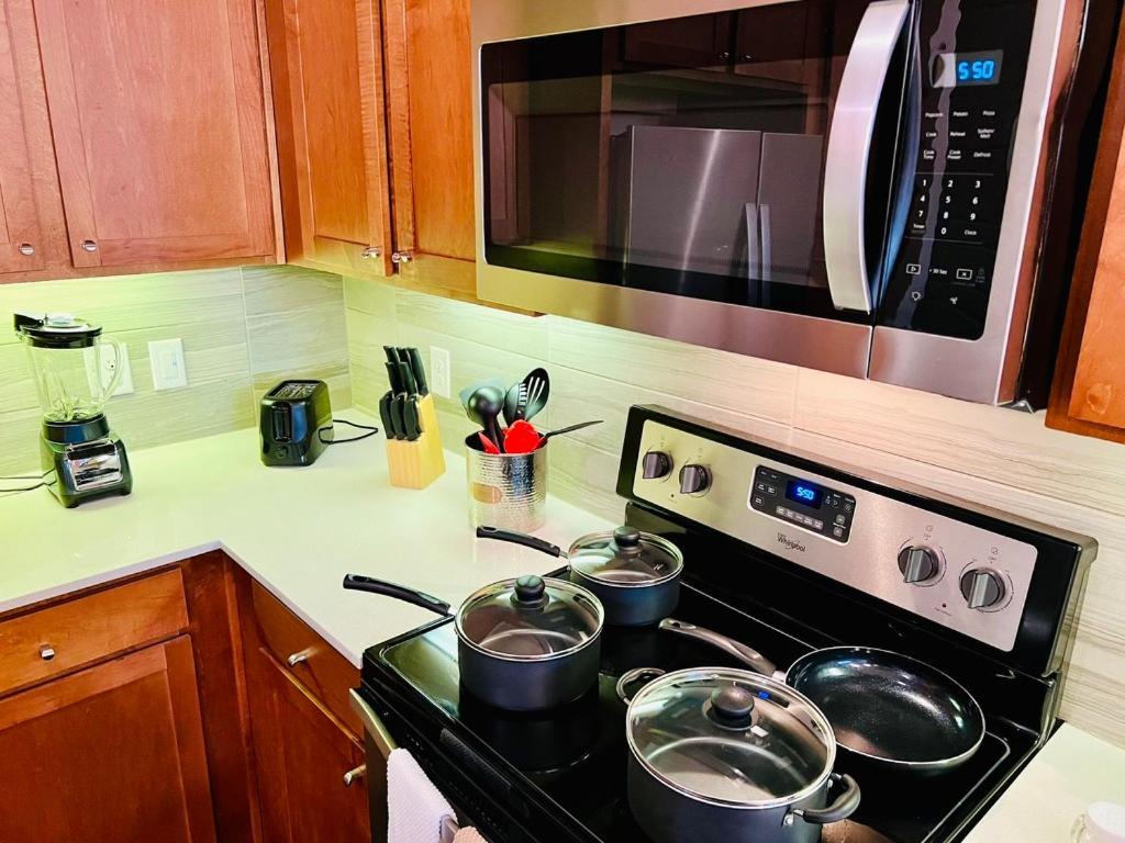 Downtown Apt Free Parking - Pool - Gym - Fully Kitchen Houston Exterior foto